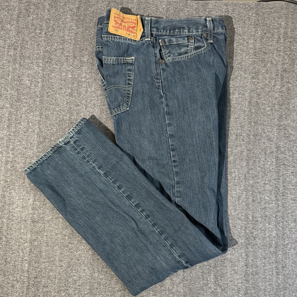 Levi's 501 Original Fit Men's Button Fly‎ Medium Wash Jeans 34/36